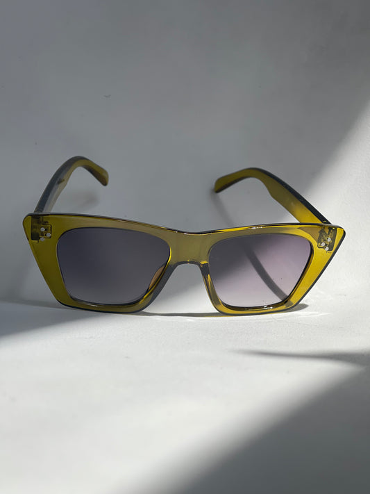 Estrella Square Cat Eye Sunglasses In Green