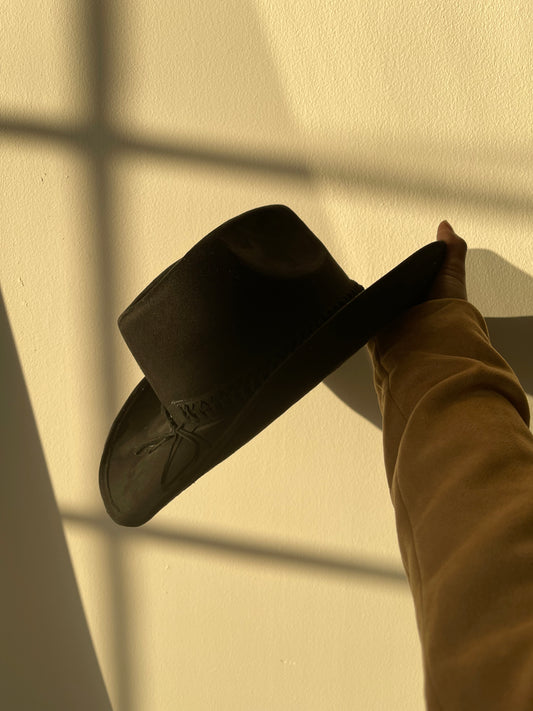 Carla Woven Belt Cowboy Hat In Black