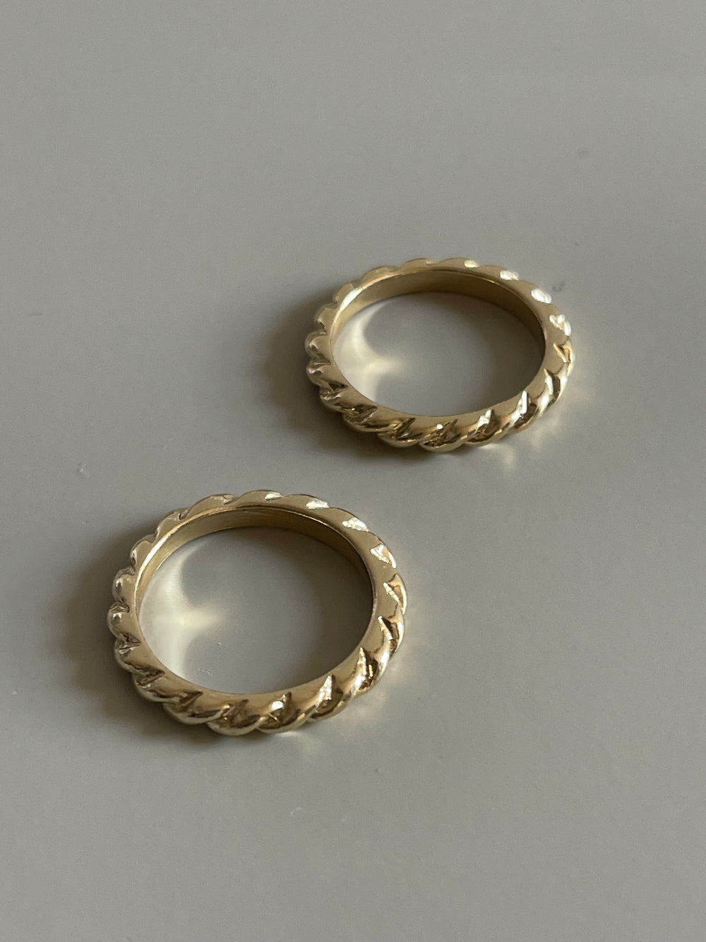 Soft Twist Ring Set In Gold