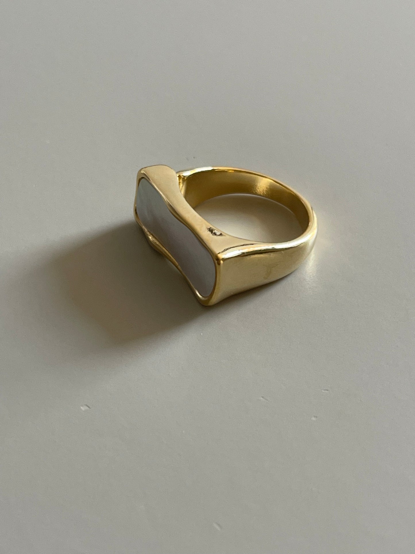 Organic Mother Of Pearl Wave Bar Ring In Gold & Ivory